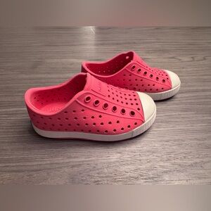 Native Shoes Jefferson slip-ons in Pink/Shell White